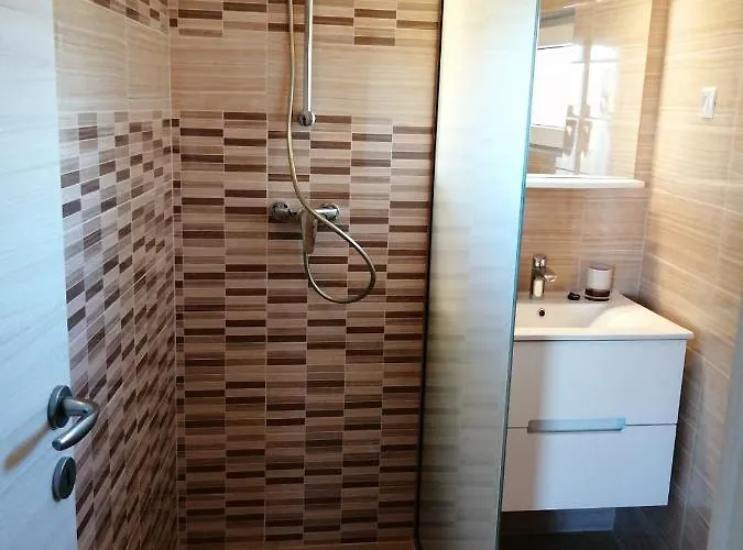 In With Balcony, Air Conditioning, Wifi 87-3 Apartament *