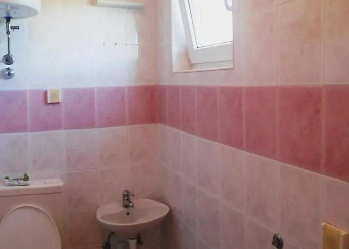 In With Balcony, Air Conditioning, Wifi 87-3