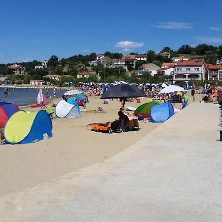 In With Balcony, Air Conditioning, Wifi 87-3 Apartment *