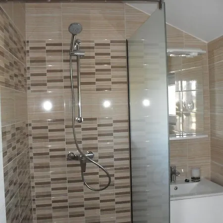 In With Balcony, Air Conditioning, Wifi 87-3