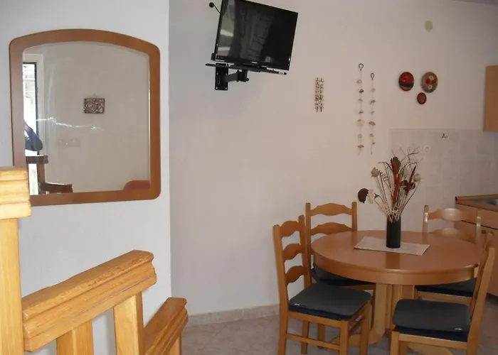 In With Balcony, Air Conditioning, Wifi 87-3 * Lopar